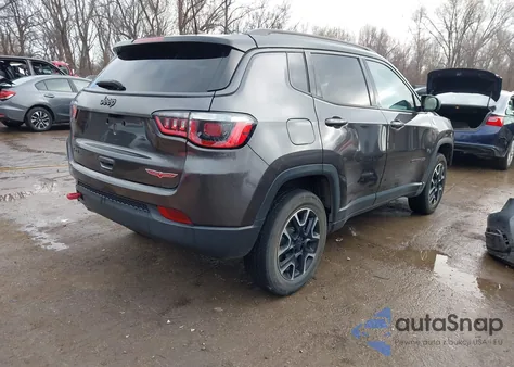 2020 Jeep Compass Trailhawk 4X4 from USA, damaged, VIN 3C4NJDDB7LT171647